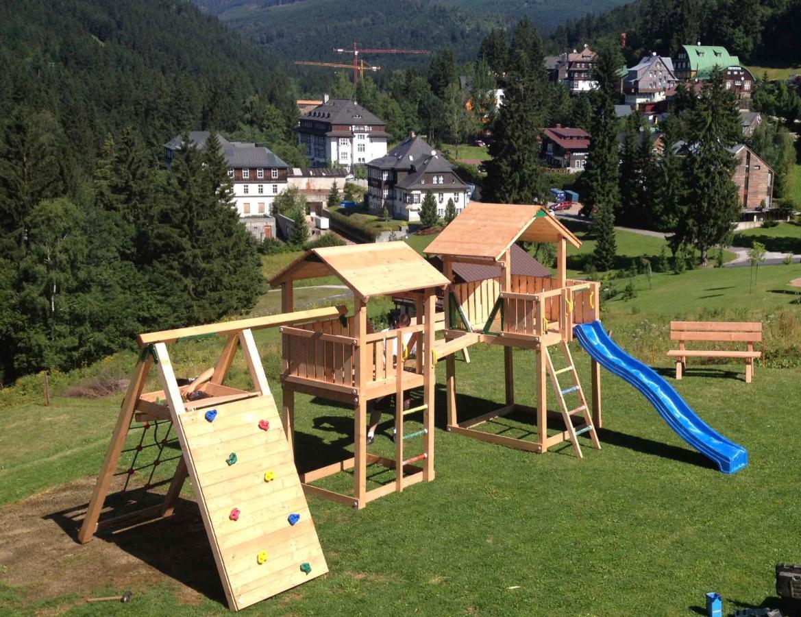 Hotel Snezka Špindlerŭv Mlýn Luaran gambar