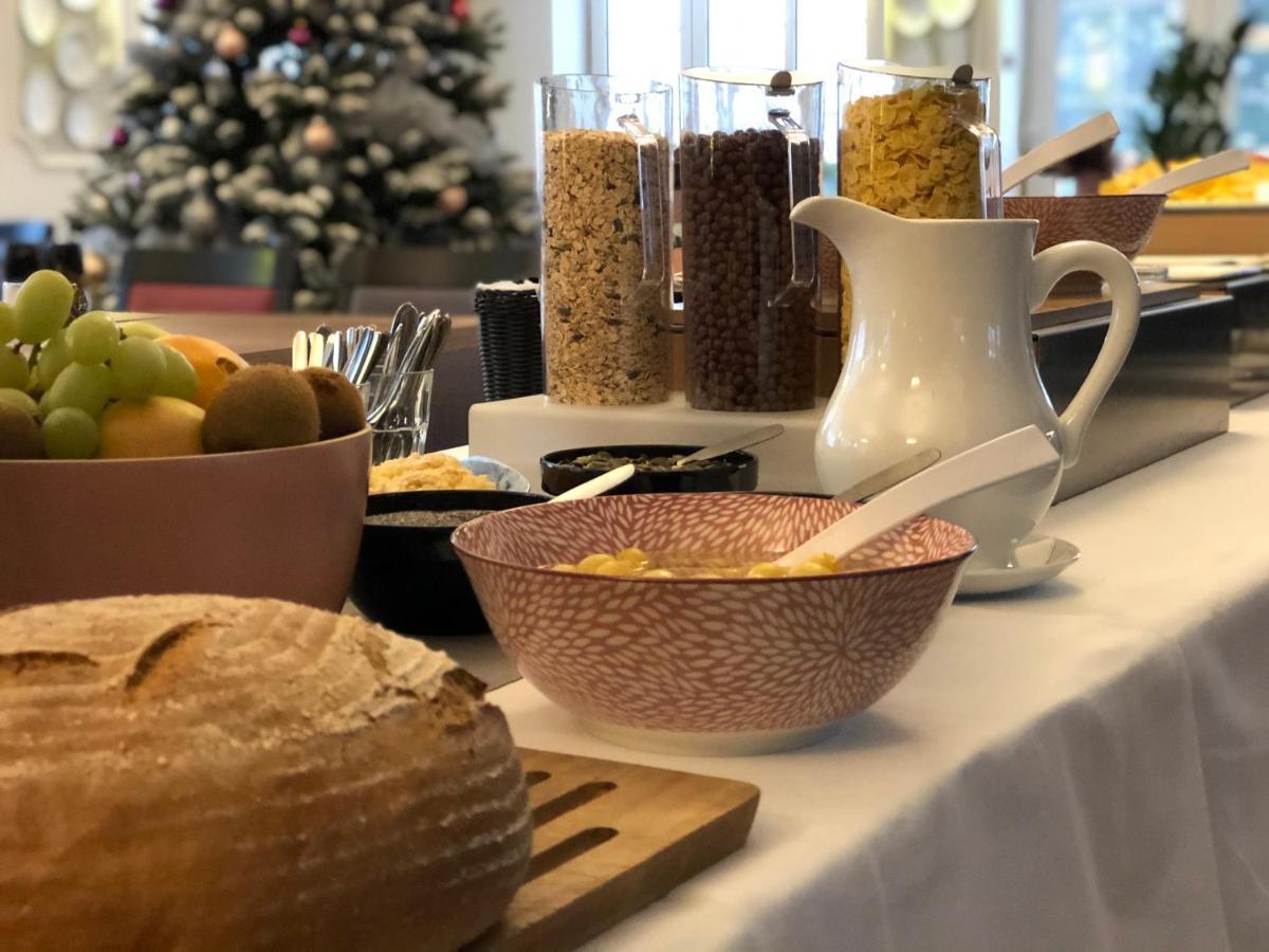Hotel Snezka Špindlerŭv Mlýn Luaran gambar